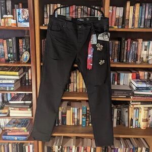 𝅺cote de Nuits black skinny jeans rhinestone panda embellishment 42w34l nwt